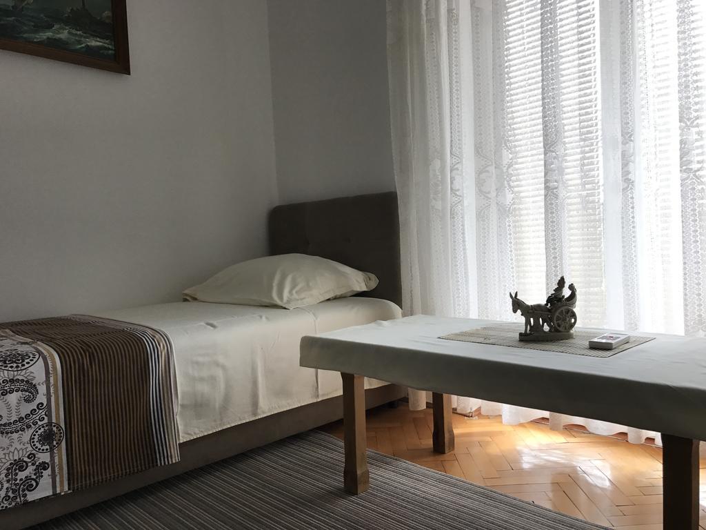 טיווט Apartments Pavicevic מראה חיצוני תמונה