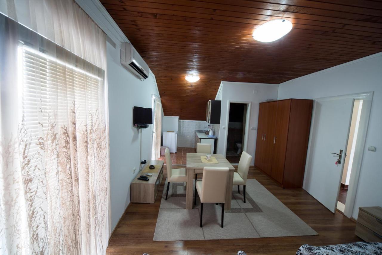 טיווט Apartments Pavicevic חדר תמונה